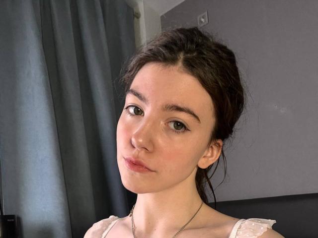 VinnaSkyHott - Live Sex Cam - 21533901