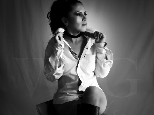 GiaGreen - Live porn &amp; sex cam - 21542073