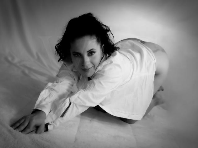 GiaGreen - Live sex cam - 21542469