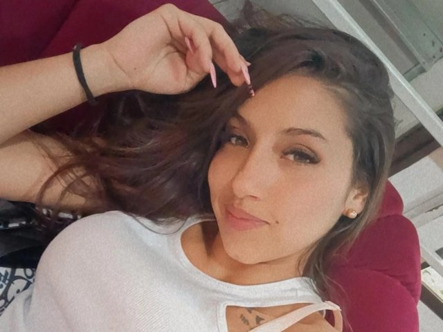 PaulettSmith - Live porn &amp; sex cam - 21547925