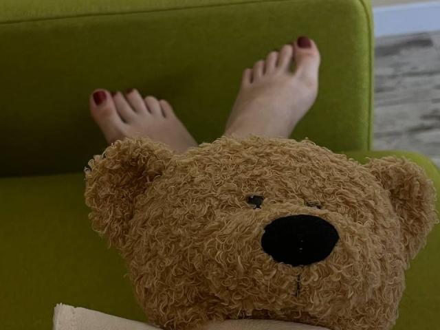 Valissia - Live sex cam - 21552345