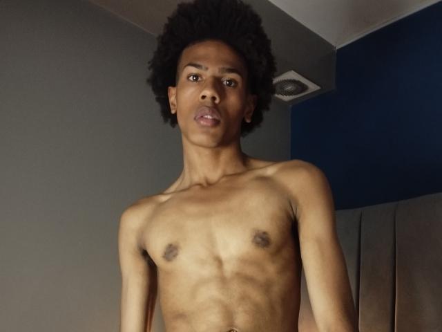 AndyyHooT - Live porn &amp; sex cam - 21557509