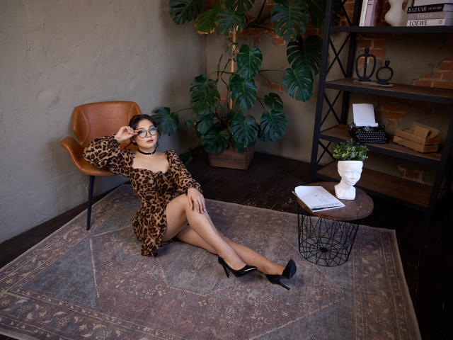 NicoleBriggs - Live porn &amp; sex cam - 21559585