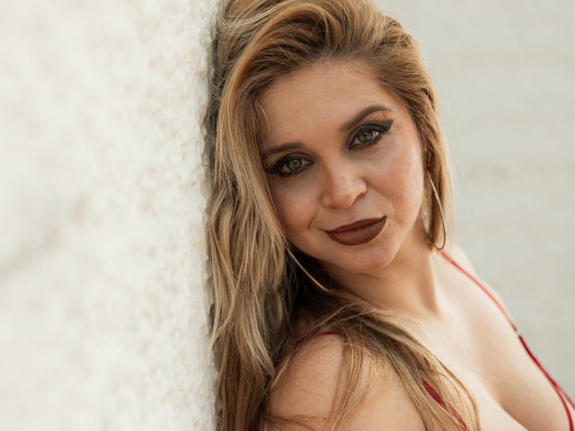 LindseyOlson - Live porn &amp; sex cam - 21560413