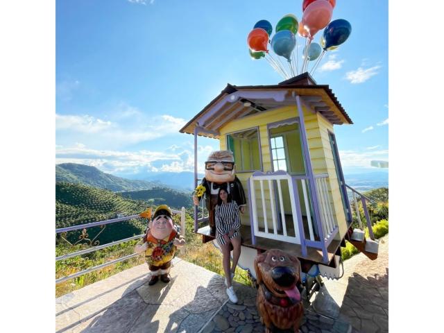 EmilyBrrown - Live porno og sexkamera - 21562265