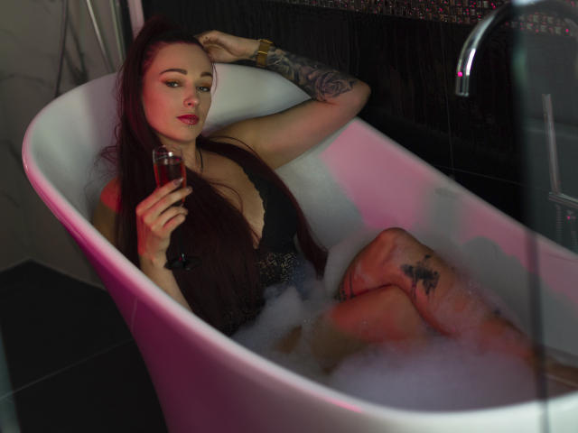 EdinaSensual - Live porn &amp; sex cam - 21563709