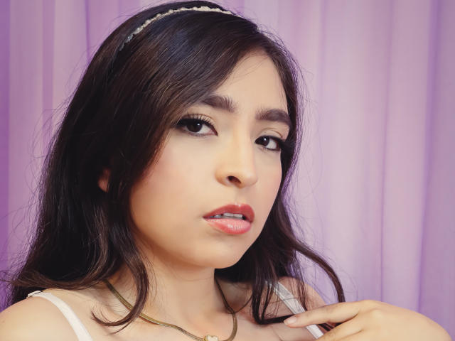 EvaMcAllister - Live sex cam - 21563961