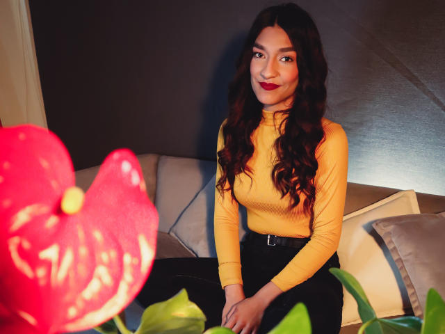 ElyWhitee - Porno na żywo i seks kamera - 21564173