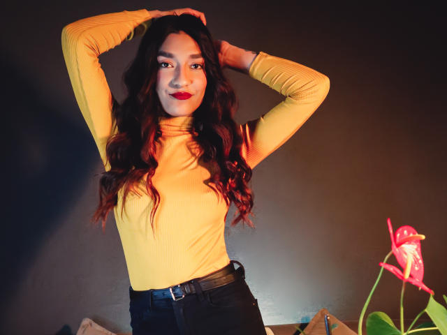 ElyWhitee - Live porno og sexkamera - 21564201