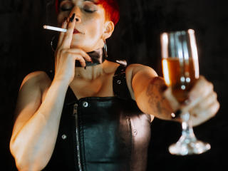 BettyGoodss - Live porn &amp; sex cam - 21568437