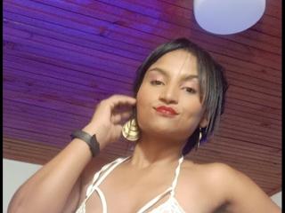 XiomaraKlart - Live porn &amp; sex cam - 21570637