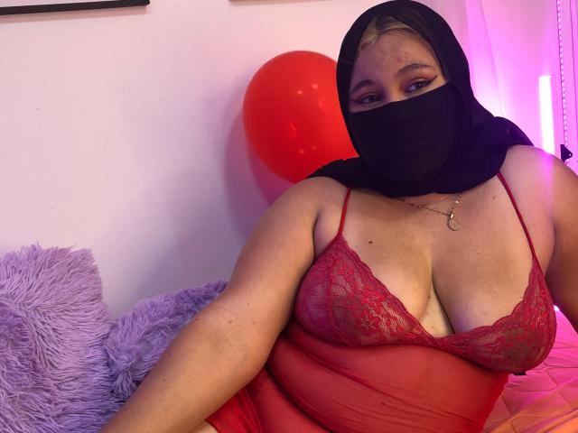 SalmaAzaman - Live sex cam - 21572161