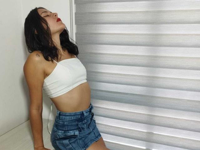 HayleeWaner - פורנו בשידור חי ומצלמת סקס - 21574081