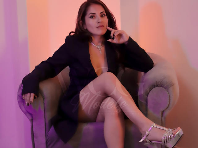 GiaGreen - Live porn &amp; sex cam - 21576421