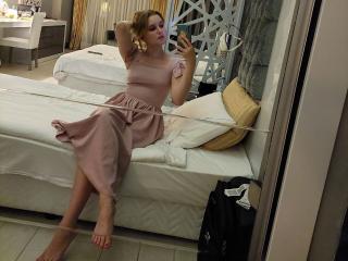 RinaFeathers - Live porn &amp; sex cam - 21582345