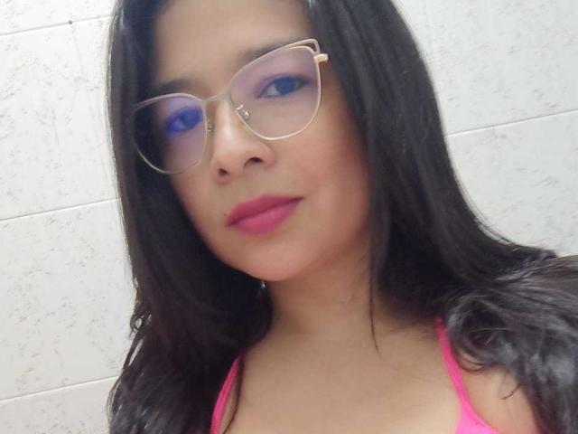 LindySuarez - Camera khiêu dâm &amp; quyến rũ trực tiếp - 21586117