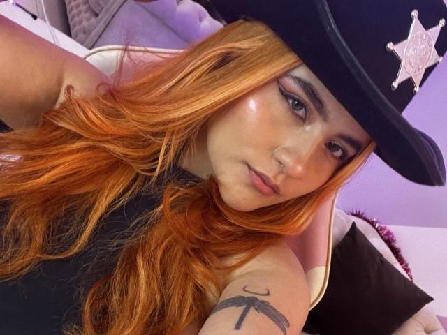 LauraFeng - Live porn &amp; sex cam - 21586397