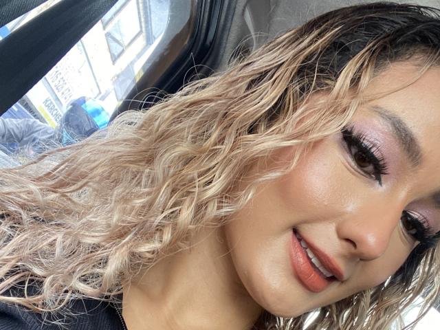 FloraSaenz - Live porn &amp; sex cam - 21588345