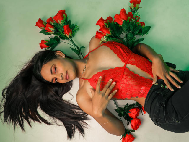 MelisaSavino - Élő pornó és szexkamera - 21589365