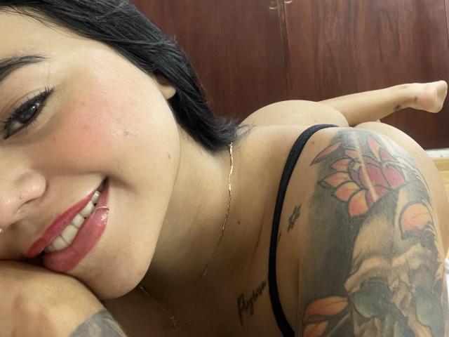 ThaliaCasstro - Live sex cam - 21595309