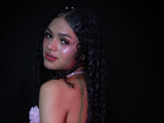 YineB - Camera khiêu dâm &amp; quyến rũ trực tiếp - 21597513