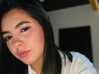 MiaBrooksM - Live porn &amp; sex cam - 21598429