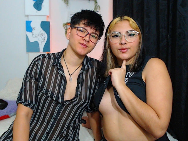 CamilleAndSophie - Live porn &amp; sex cam - 21600473