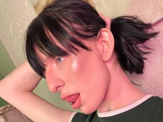 AlexaDivinee - Live porn &amp; sex cam - 21602409