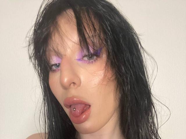 AlexaDivinee - Sexe cam en vivo - 21602461