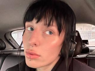 AlexaDivinee - Live porn &amp; sex cam - 21602477