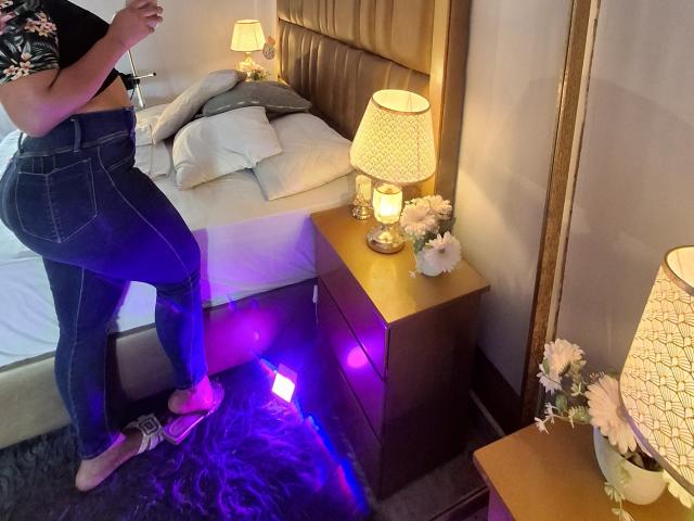 JackelineRoset - Live porn &amp; sex cam - 21604113