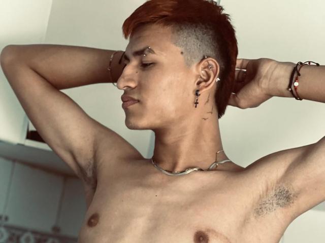 JoshuaScottX - Live sex cam - 21604489