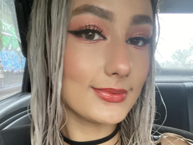 FloraSaenz - Live porn &amp; sex cam - 21604949