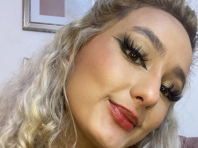 FloraSaenz - Live porn &amp; sex cam - 21605013