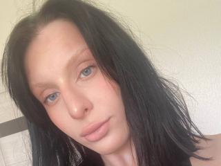 AlexaDivinee - Live porn &amp; sex cam - 21605093