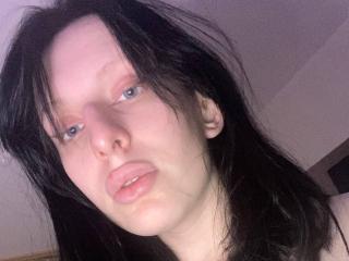 AlexaDivinee - Live porn &amp; sex cam - 21605153