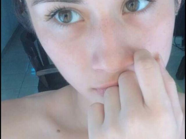 MelisaJones - Live porn &amp; sex cam - 21610141