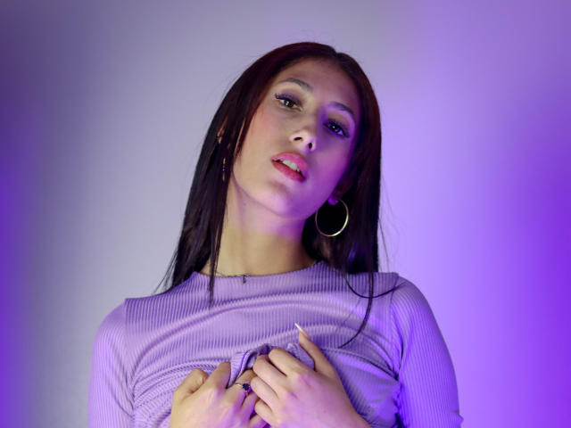 MorenaAlona - Sexe cam en vivo - 21611233