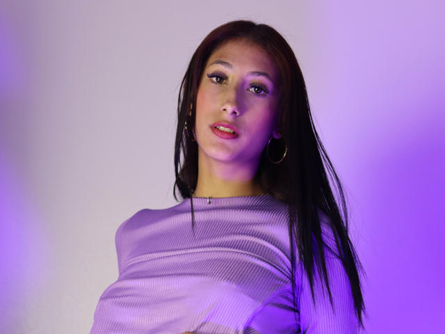 MorenaAlona - Sexe cam en vivo - 21611237