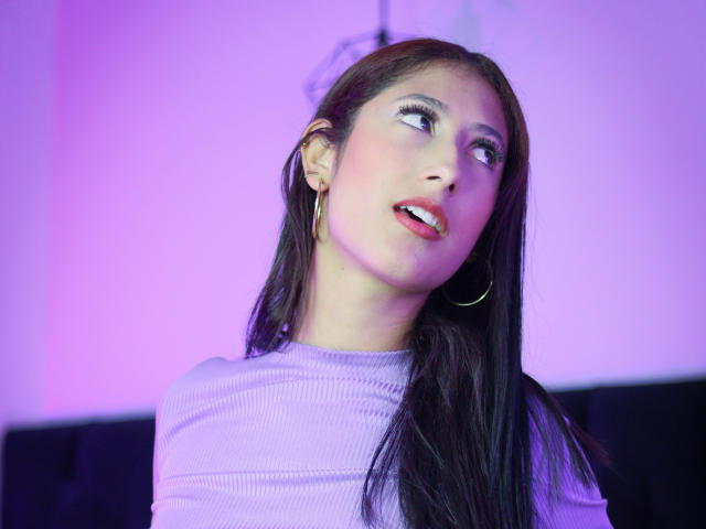 MorenaAlona - Camera khiêu dâm &amp; quyến rũ trực tiếp - 21611297