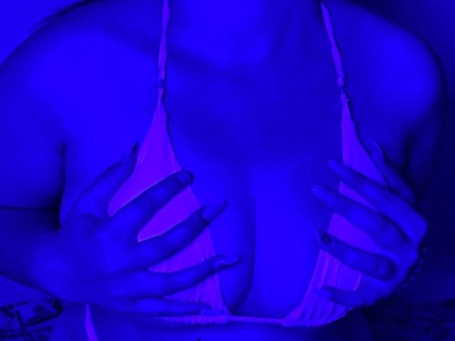 DiLaria - Live porn &amp; sex cam - 21613429