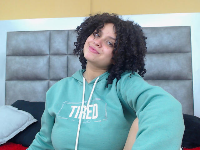 TaylorDwan - Porno na żywo i seks kamera - 21614565