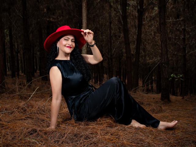 JulyMartinez - сексуальная веб-камера в реальном времени - 21619749