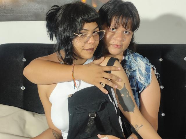 ClaudiaAndSextrella - Camera khiêu dâm &amp; quyến rũ trực tiếp - 21619833