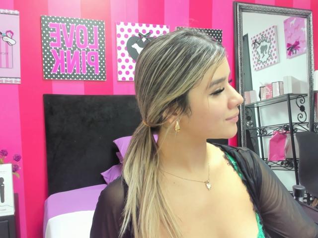 SashaPolet - Live porn &amp; sex cam - 21622345