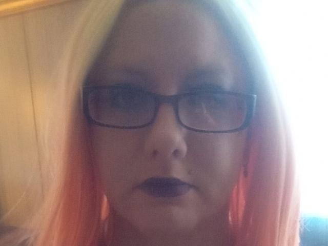 Korean-style paper fan, centered, soft yellow-orange light. Simple, clean lines, flat colors. No visible texture. StarLove69 not in image. Symbolic, minimalistic design. Gentle shading.