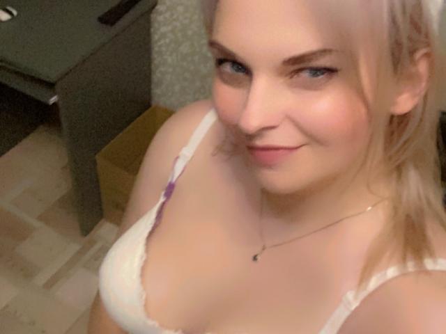 HelenSimon - Live porn &amp; sex cam - 21630789