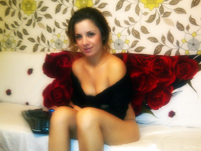 HornyBerta - Live porn &amp; sex cam - 2163100