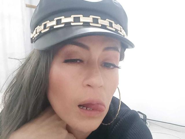 Maghenta - Live sex cam - 21631065