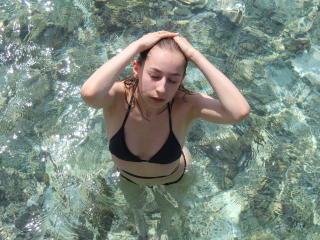 SoniaFugors - Live porn &amp; sex cam - 21631581